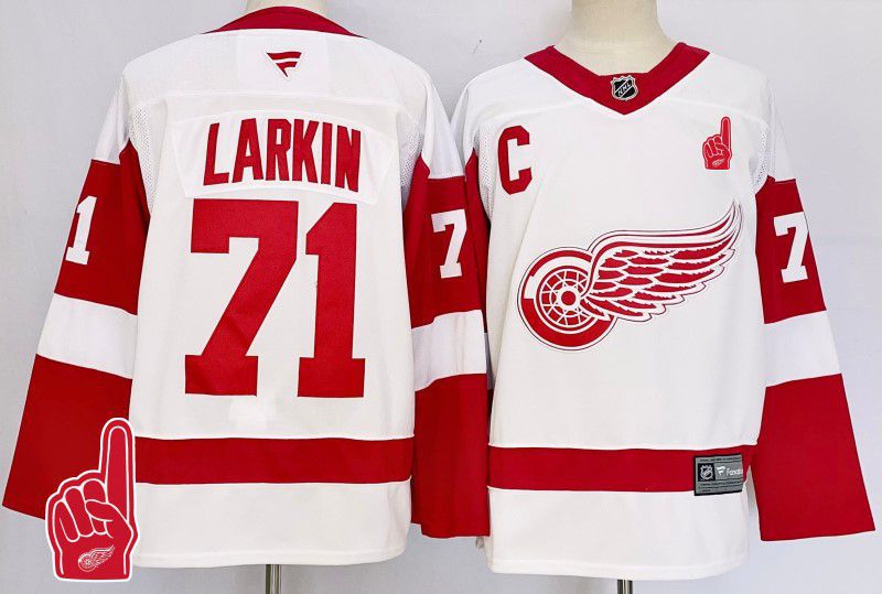 Men Detroit Red Wings #71 Larkin White Fanatics 2025 NHL Jersey style 5->detroit red wings->NHL Jersey